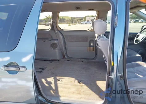 2002 Toyota Sienna Ce z USA, uszkodzony, nr VIN 4T3ZF19C62U492525